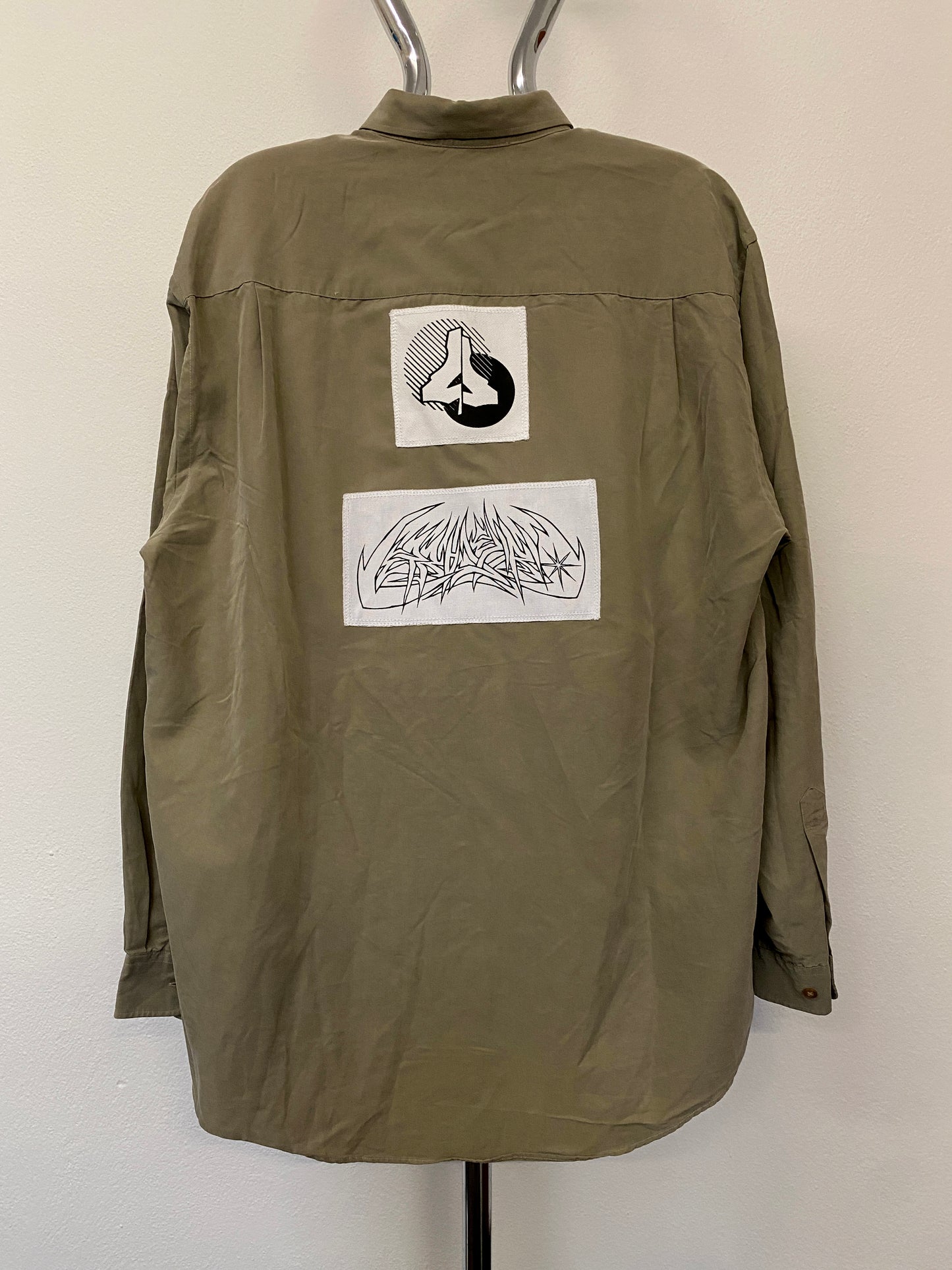 BEIGE PATCHER SHIRT