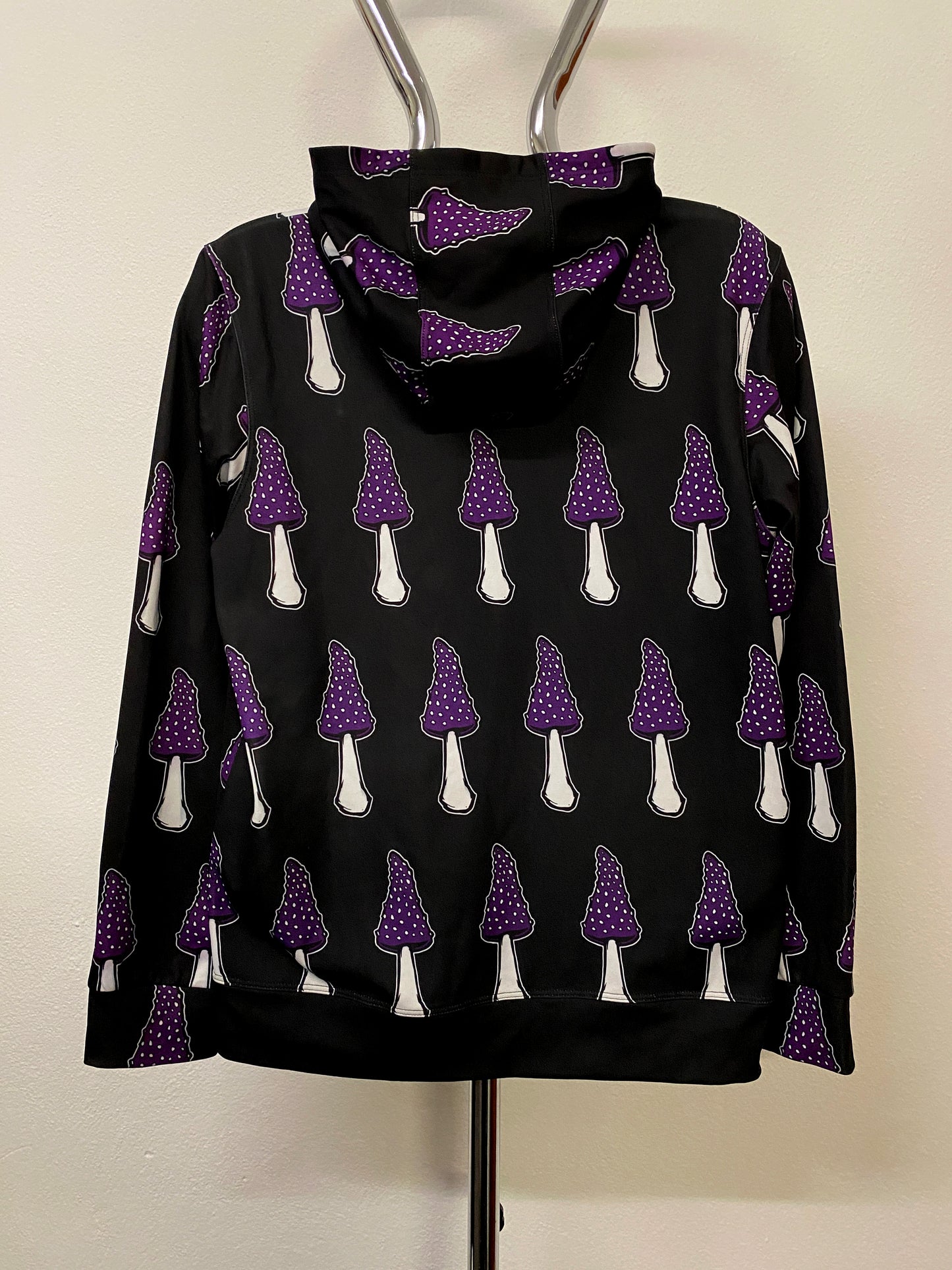 LIGHT AMANITA SPORT ZIPPER HOODIE