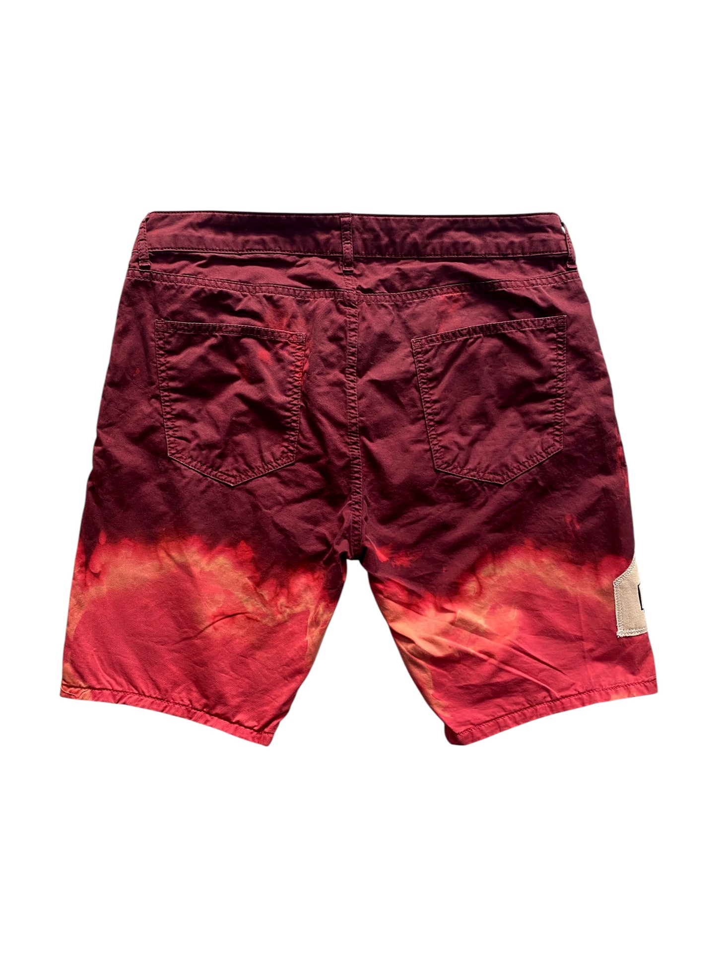 BURGUNDY BLEACH SHORTS