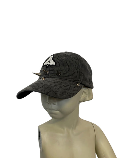 GRAY SPIKE LOGO CAP XI