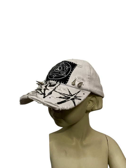 WHITE DESTROYER CRUST CAP