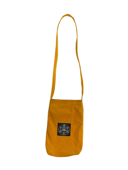CORDUROY LG MUSTARD BAG