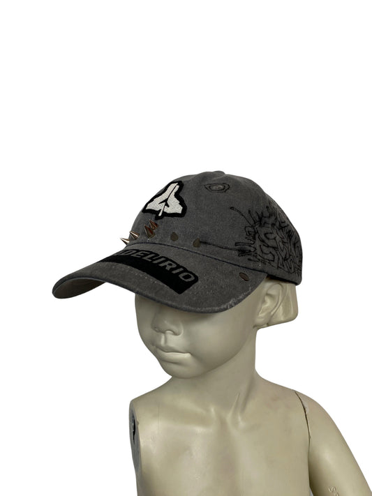 LIGHT GRAY SPIKE LOGO CAP III