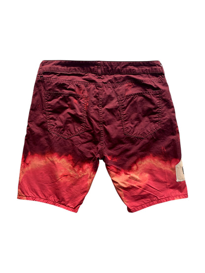 BURGUNDY BLEACH SHORTS